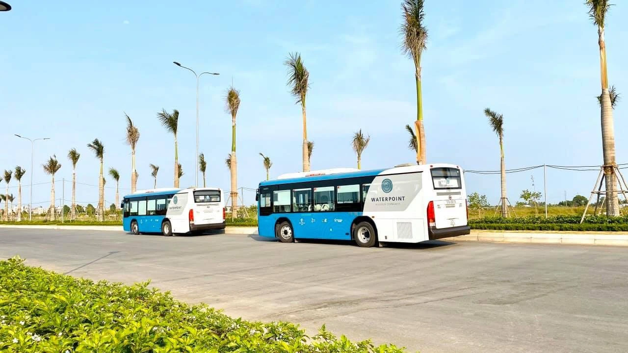 xe bus waterpoint binh tan 02